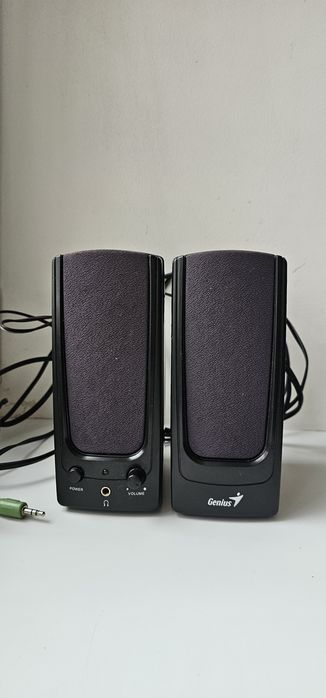 Продам комп'ютерні колонки та клавіатуру