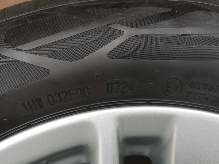 Opony z felgami do Toyota Yaris 2024
