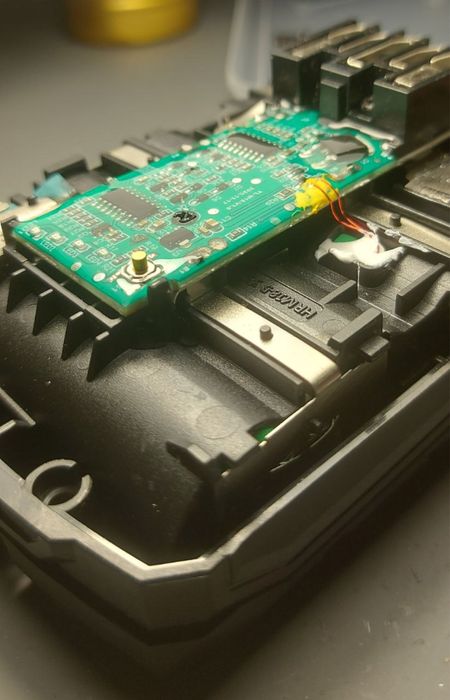 Regeneracja naprawa akumulatorów Makita Milwaukee