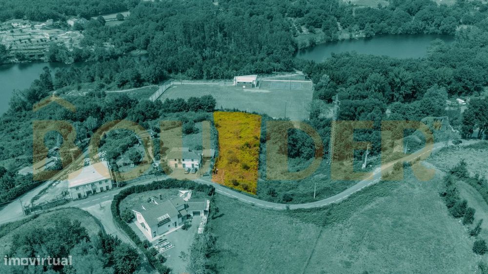 Terreno em Sobradelo da Goma
