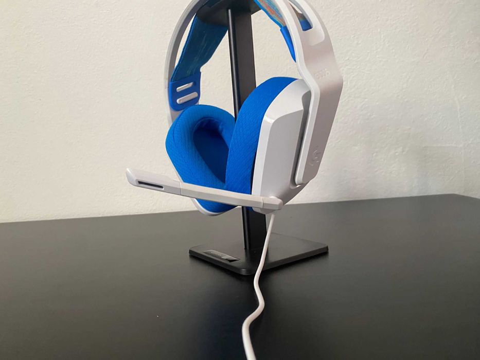 Headset Logitech G335