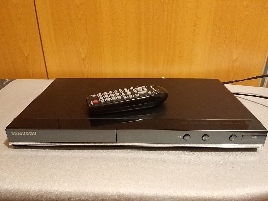 Samsung DVD player, like new physically64354217780225121