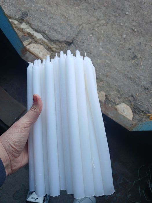 Свечи  парафиновие в наличии 50 шт