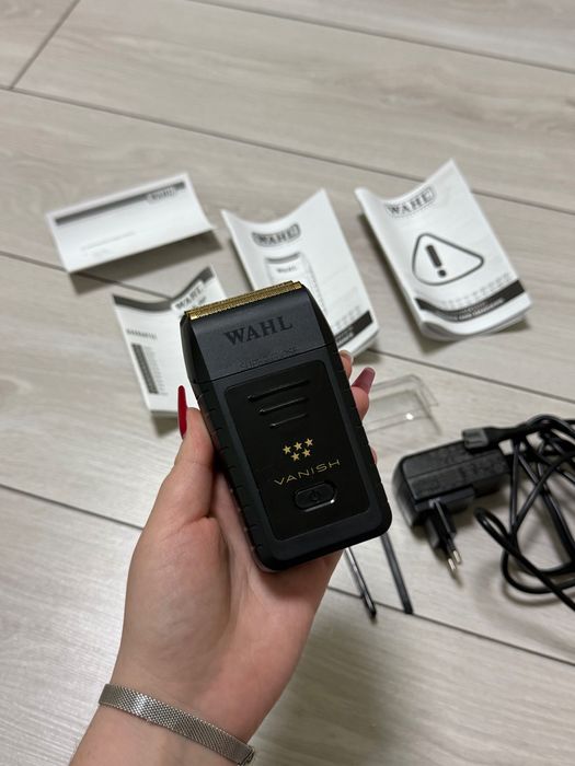 WAHL Vanish Professional — новий шейвер, повний комплект