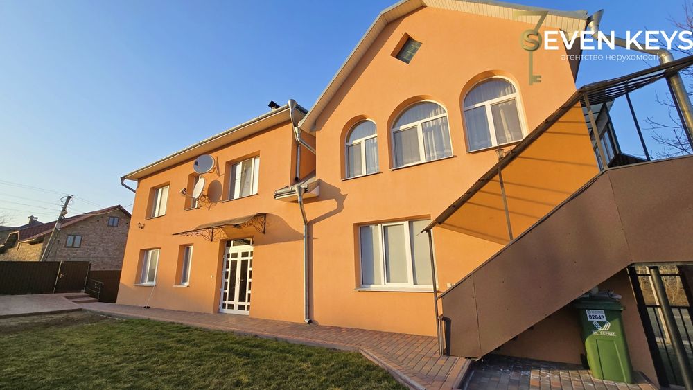 Оренда першого поверха у будинку в с. Годилів