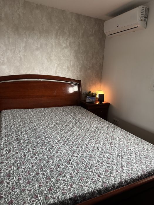 Mobilia de quarto completa em madeira cerejeira