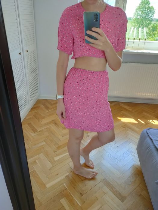 Zestaw Monki crop top i spódnica