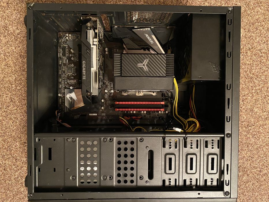 Ryzen 5 5500 / 32gb ddr4 / Gtx 1650 4gb / ssd 256gb