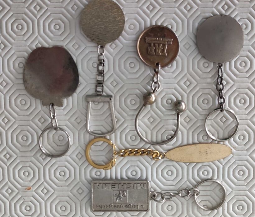 Portas Chaves em metal (vários)