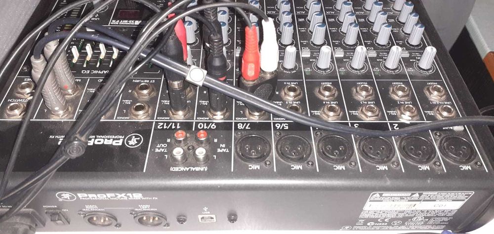 Mixer Mackie ProFX 12, kolumny estradowe 350W, wzmacniacz QSC USA 850.