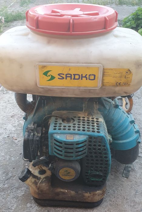 Мото оприскувач SADKO