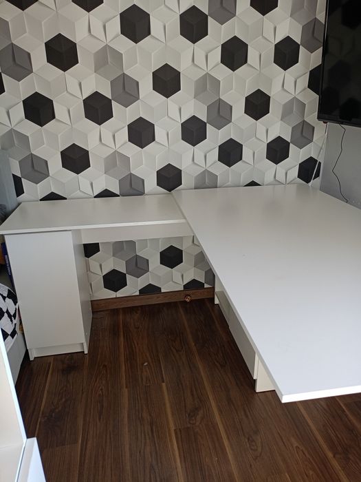 Biurko rogowe Ikea biale 160x170