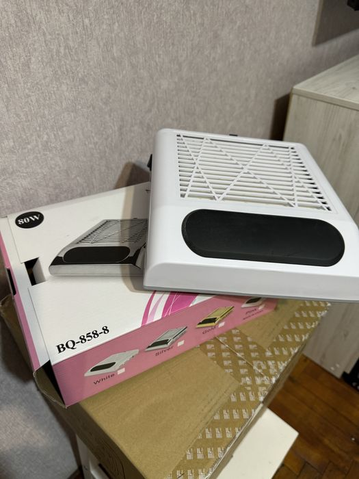 Продам витяжку 858-15-80 W