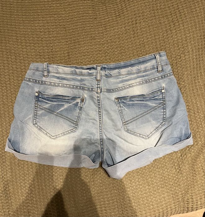 Spodenki jeansowe