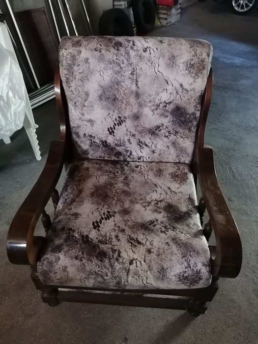 Conjunto de sofás (1 sofá 3 lugares com cama, 2 sofás individuais)