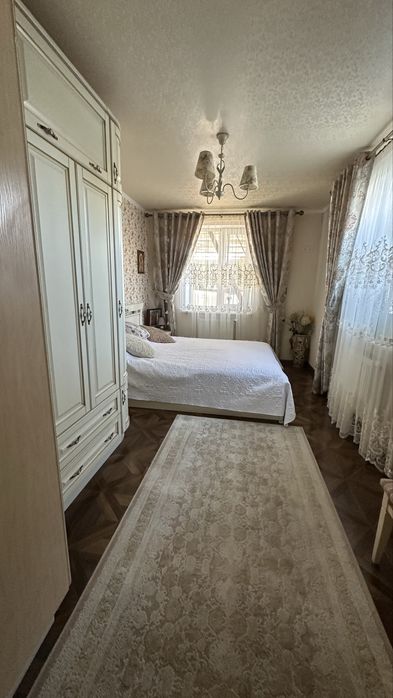 Продаж гарного будинку з комплексом відпочинку. Калинівка ( Кропивницький район).