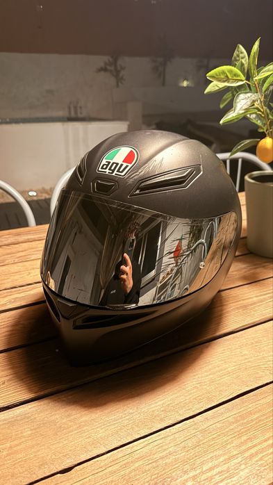 Capacete AGV K1 Matt Black Viseira escurecida Prateada