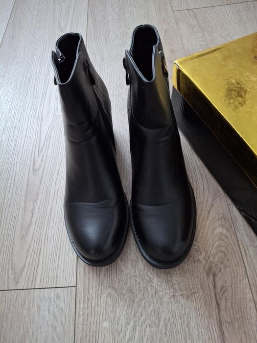 Czarne masywne botki 40 wygodny słupek klocek jesień zima