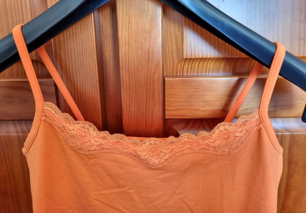 Top laranja com renda Obsession, tamanho XS