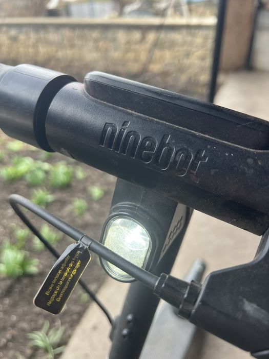 ЕлектросамокатNinebot E2