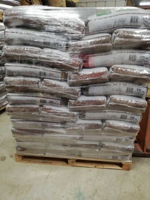 Pellets Certificadas 100 % Madeira saco 15kg 4,50€