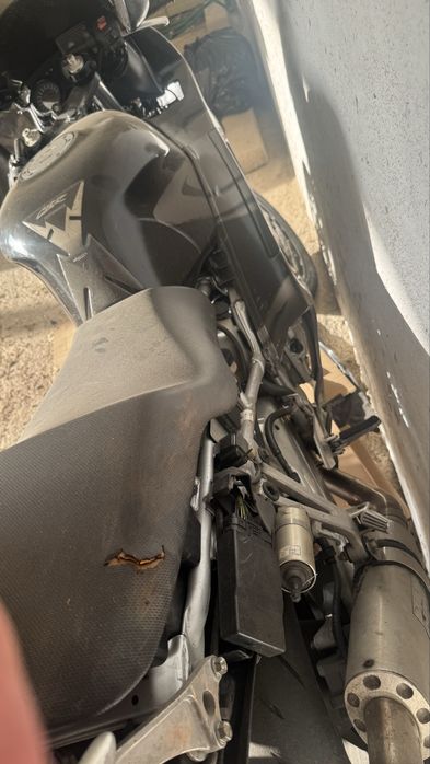 CBR 600 F3 acidentada