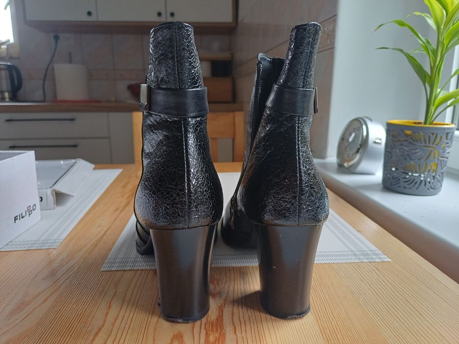 Buty damskie, botki, rozm.41, skórzane,  Galant