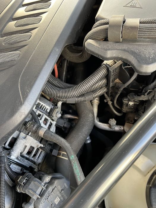 Патрубок BMW G11 G12 B57 радіатори форсунка датчик заслонка касета