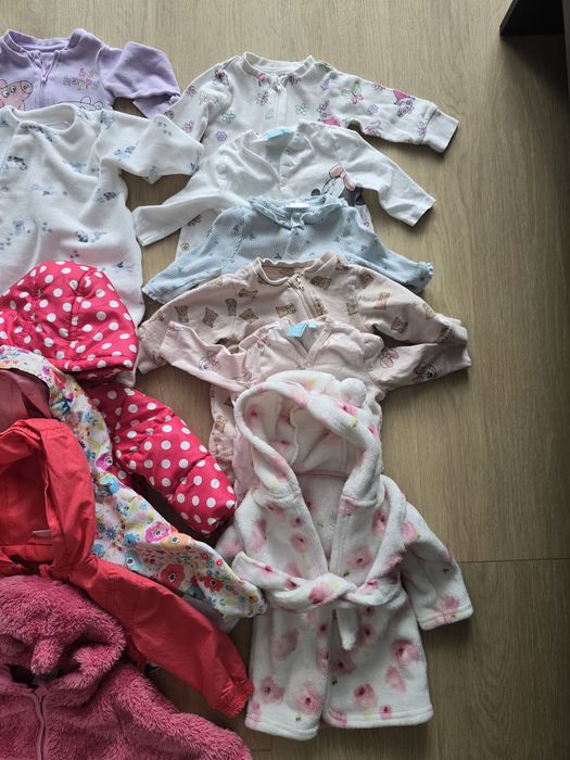 Zestaw ubrań dla dziewczynki 62