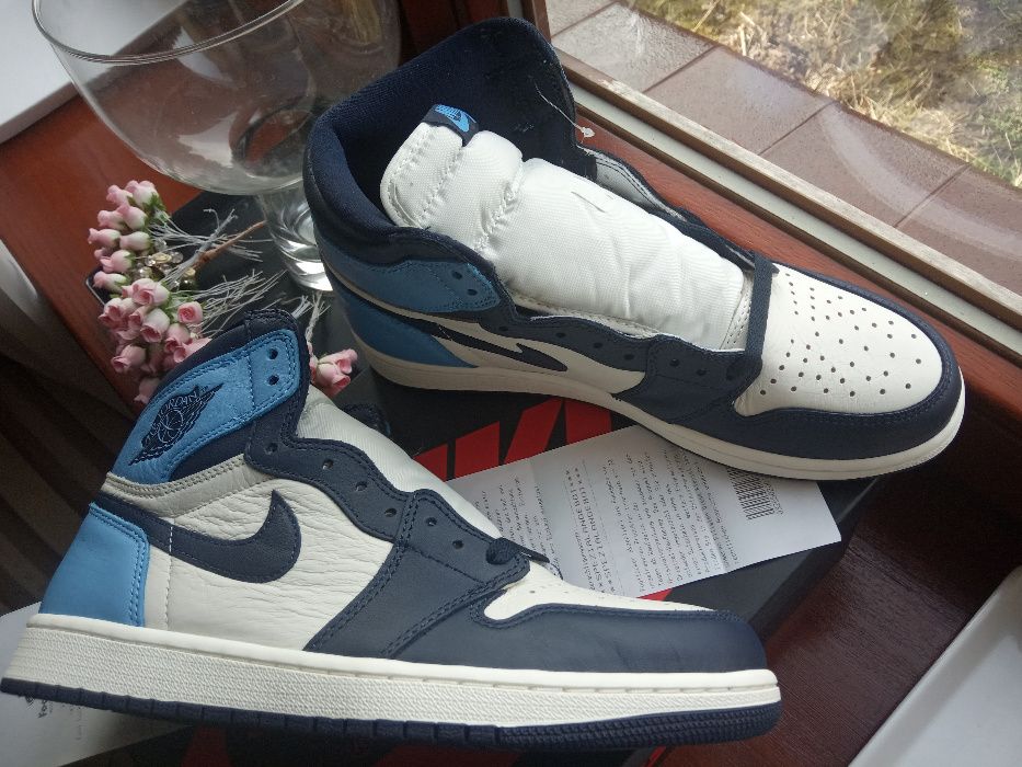 Nike JORDAN 1 Retro High Obsidian UNC 555088,-140 roz. 42,5, 43, 47,5