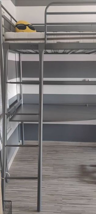Łóżko piętrowe używane