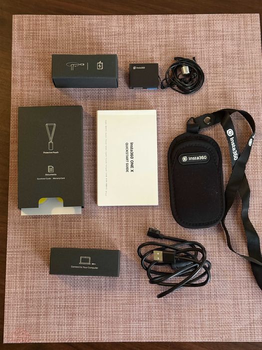 Insta 360 ONE X идеальное состояние + чехол, 2 батареи, супербонус