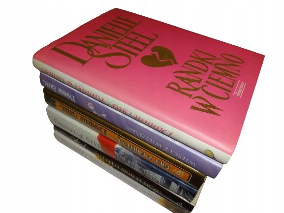 Danielle Steel x6 Randki w ciemno; Wieści z Wietnamu; Odnaleźć Ashley