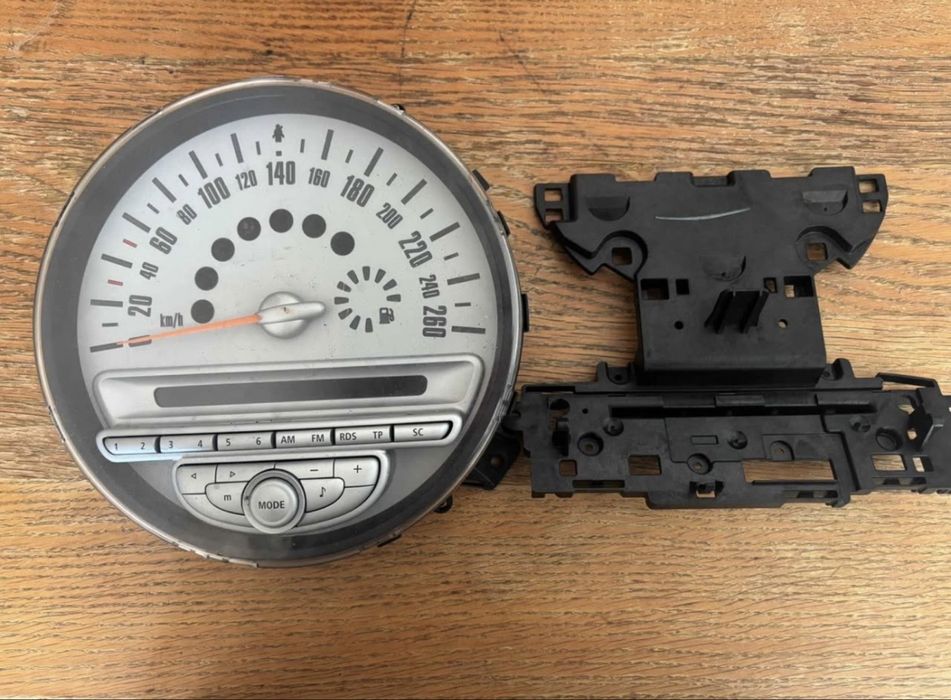 Rádio e  Conta-Rotações Mini Cooper