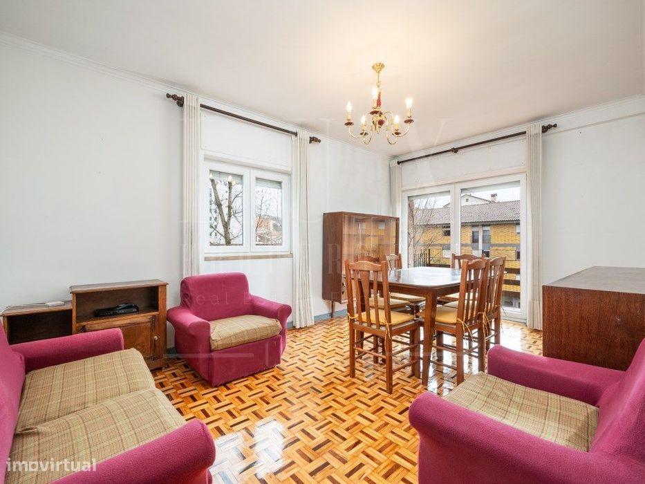 Apartamento T3+1 | Solum — Santo António dos Olivais, Coimbra