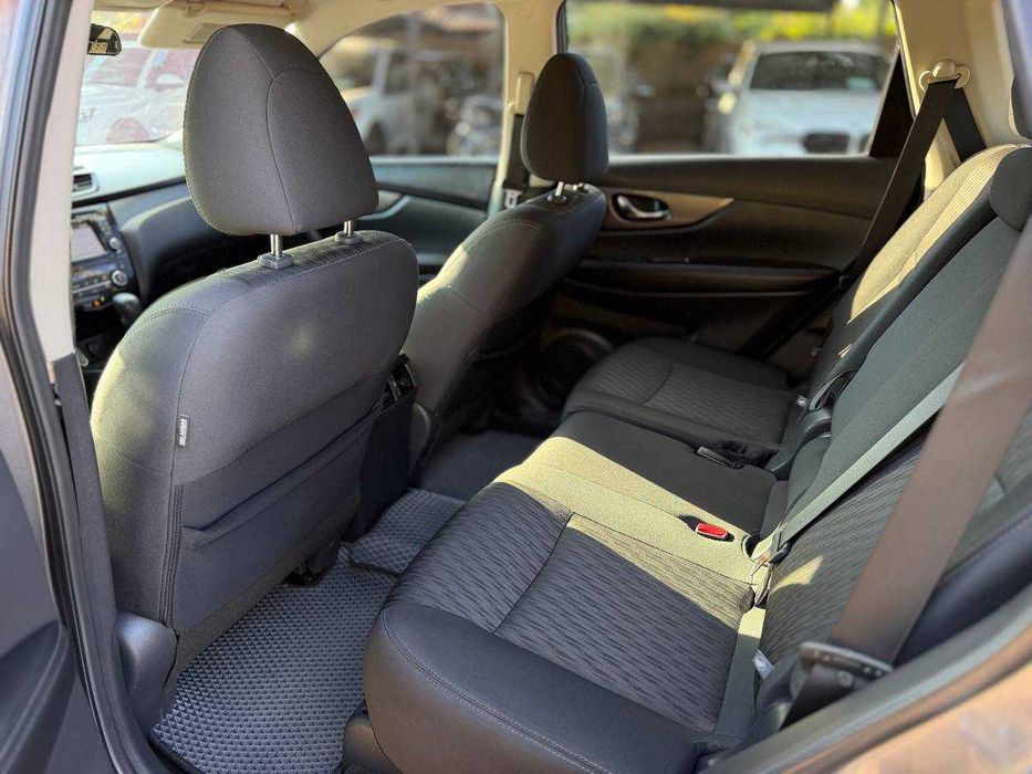 Nissan Rogue SV 2014