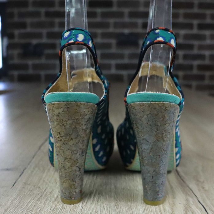 Irregular Choice damskie sandały na słupku 39 ( 25 cm)