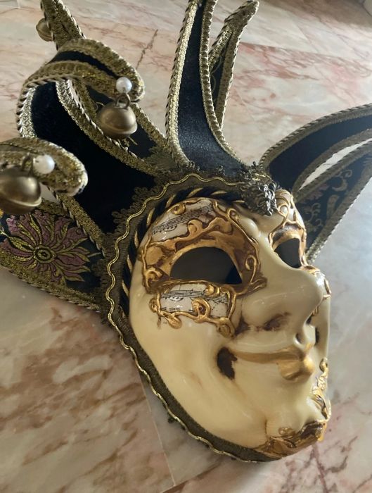 Mascara Veneziana vintage artesanal Séc.XVIII  Coleção Particular