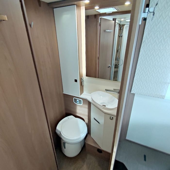 Auto caravana Burstner Lyseo Harmony