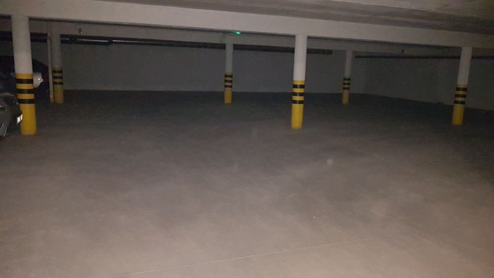 Sprzedam miejsce parkingowe w hali garażowej ul.Kasprowicza