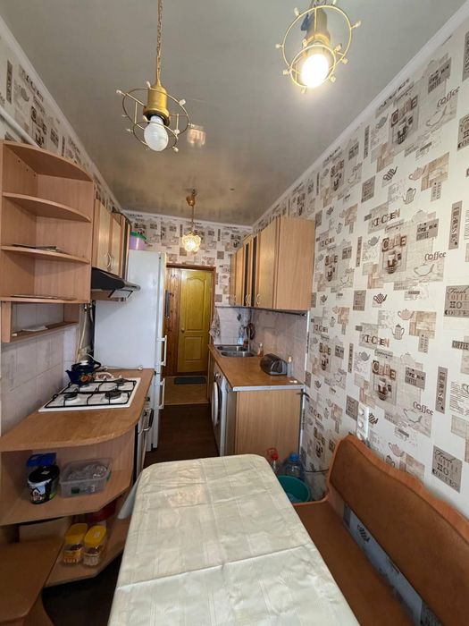 Продам 1-к квартиру на вул. Скісной (Косвенной), Молдаванка. (3-329-261)