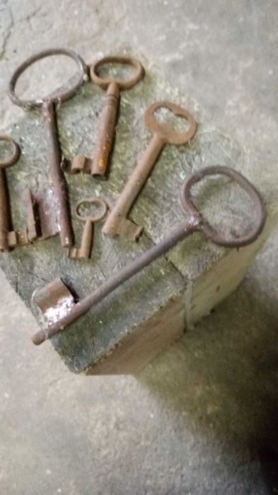 Chaves antigas em ferro