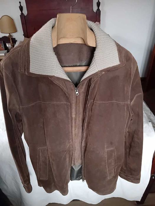 Casaco de Homem em pele - como novo