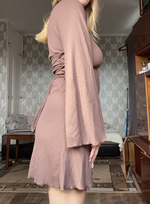 Платье на завязках