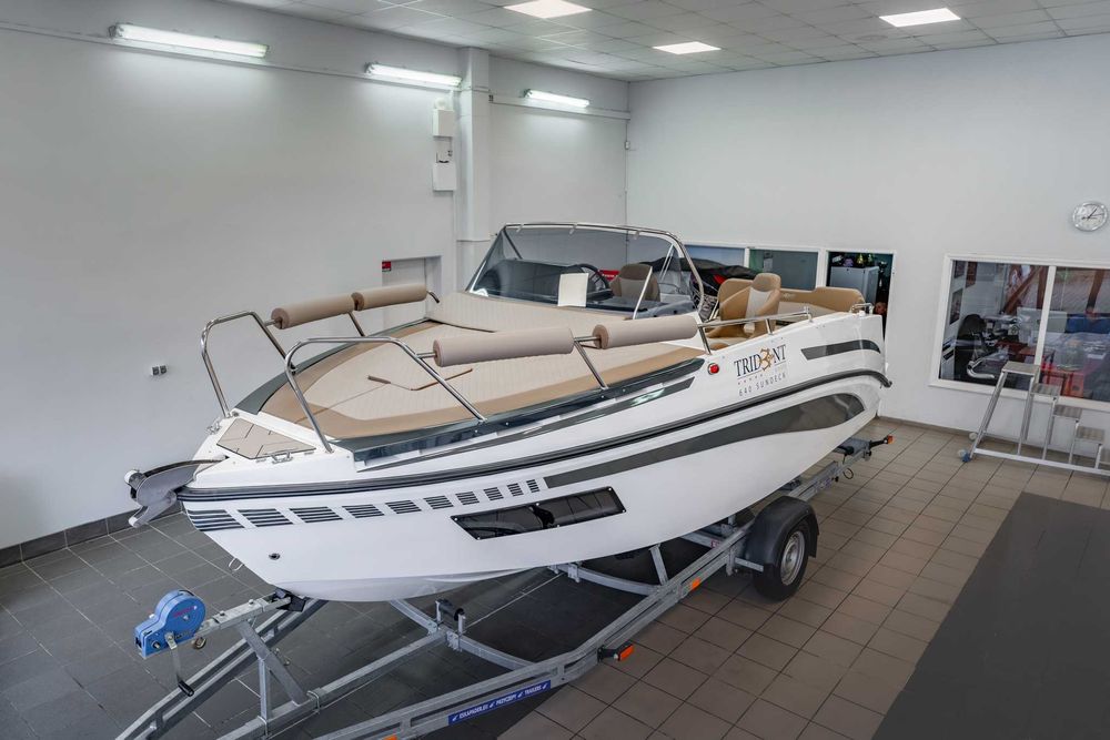 Łódź Trident 640 Sundeck