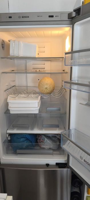 Frigorífico combinado com avaria