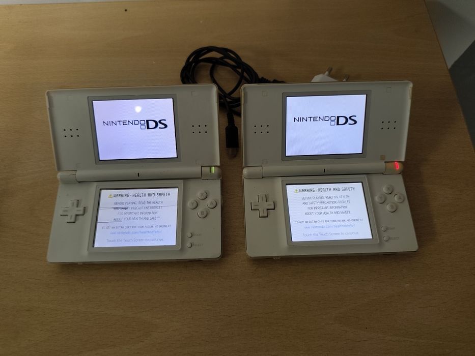 Nintendo ds lite 2x