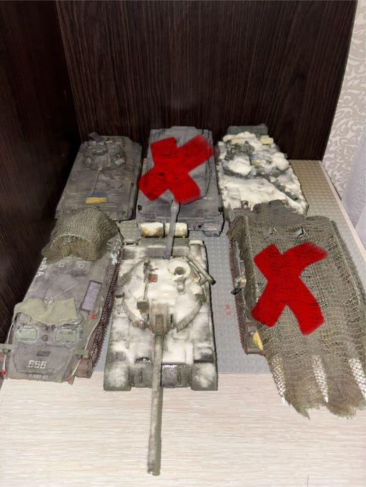 Модель танків різного типу як справжні)