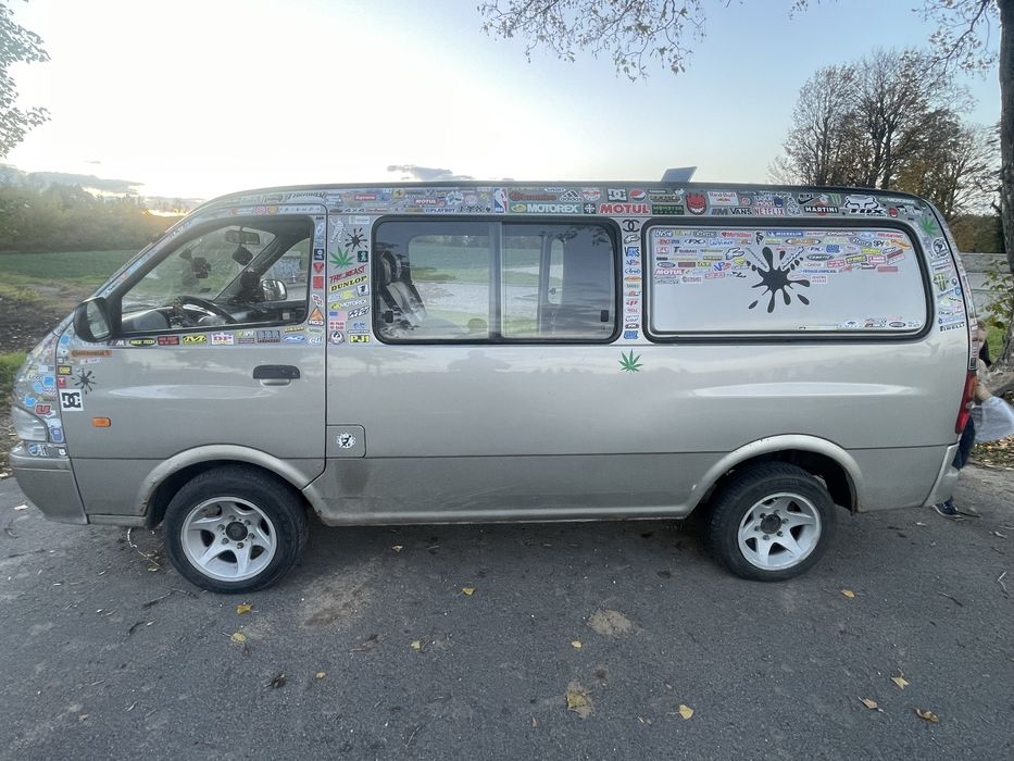 Kia Pregio
