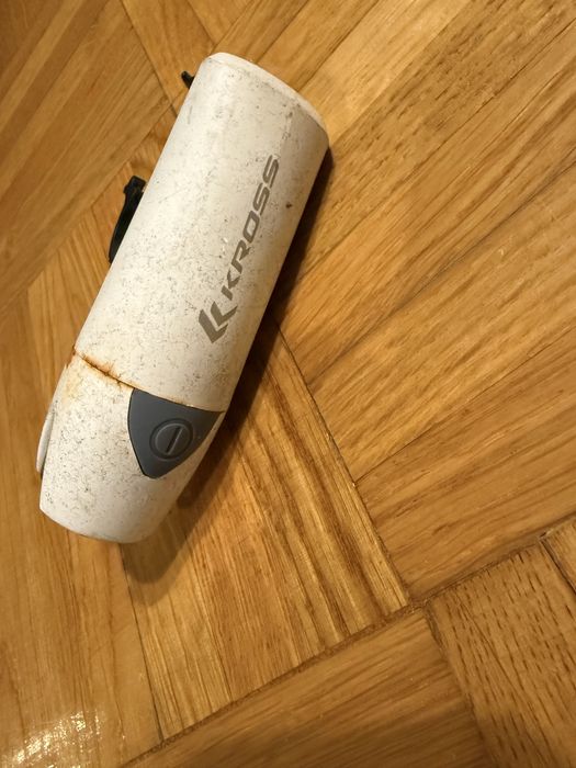 Światlo rowerowe przód kross